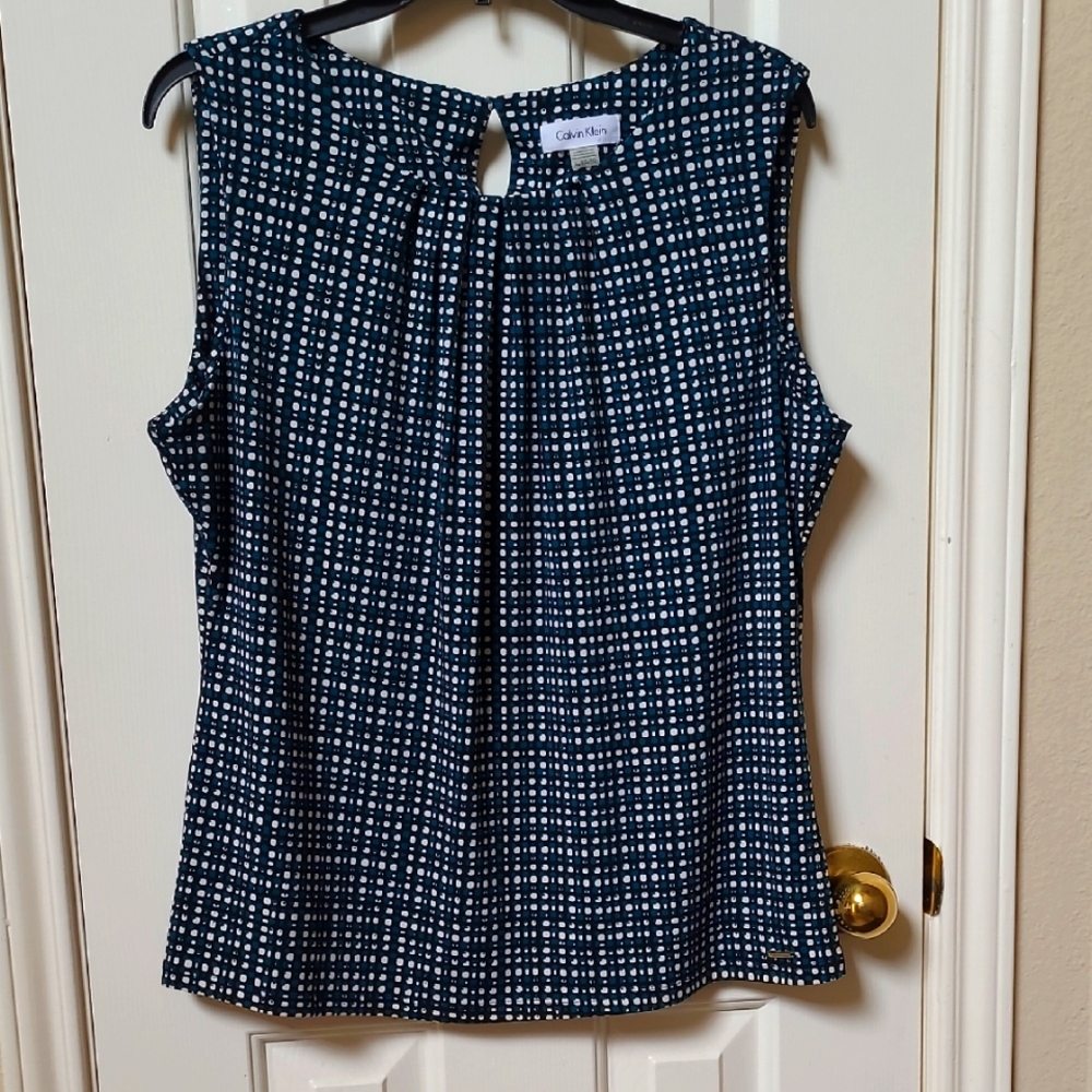 Calvin Klein Women's Black and Teal Top